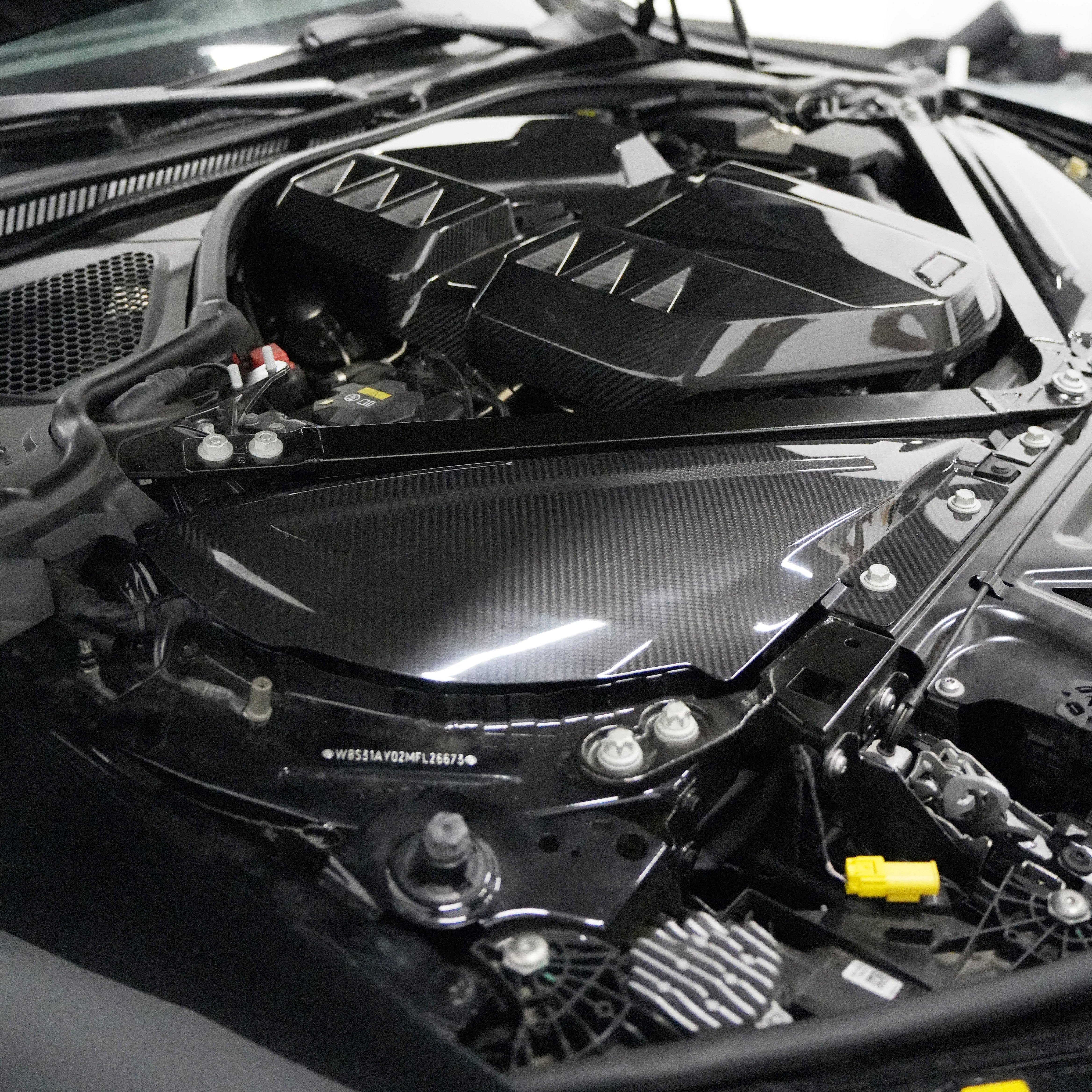 Pre-Preg Carbon Fibre Air Intake Covers for BMW G87 M2 G80 G81 M3 G82 G83 M4 21-25