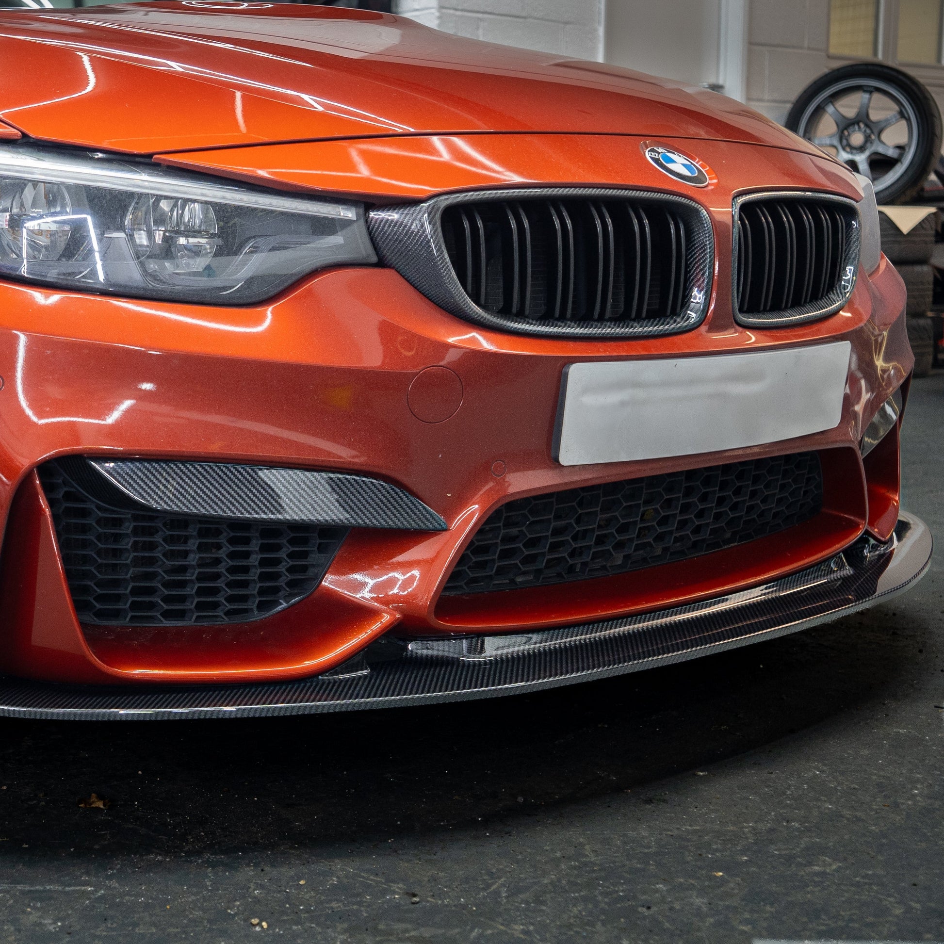 GT4 Style Pre-Preg Carbon Fibre Front Splitter for BMW F80 M3 F82 F83 M4 14-20-Carbon Factory