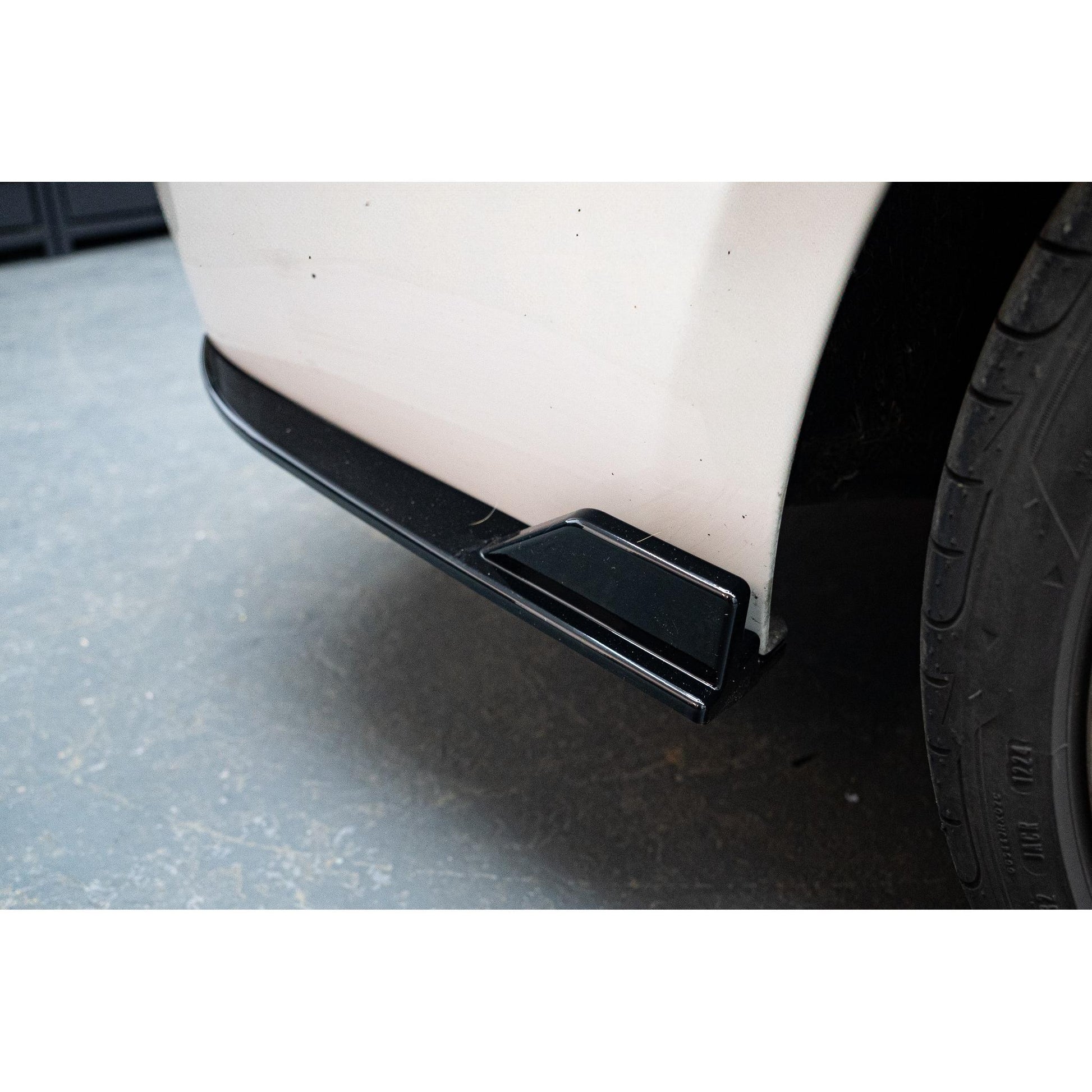 Gloss Black Rear Bumper Corners BMW F30 F31 3 Series 12-19-Carbon Factory