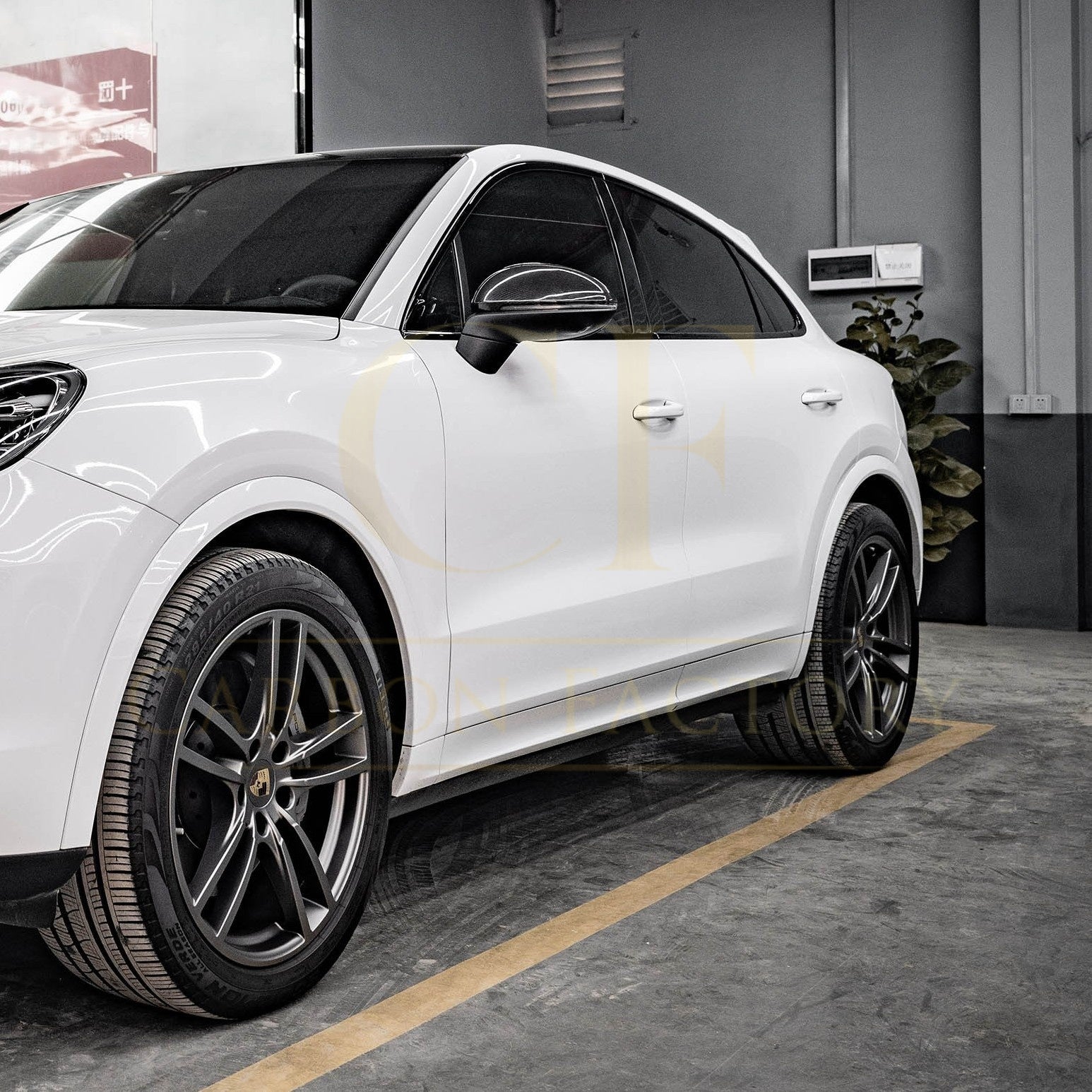 Pre-Preg Carbon Fibre Mirror Covers for Porsche Caynne 9ya 17-Present LHD - Carbon Factory