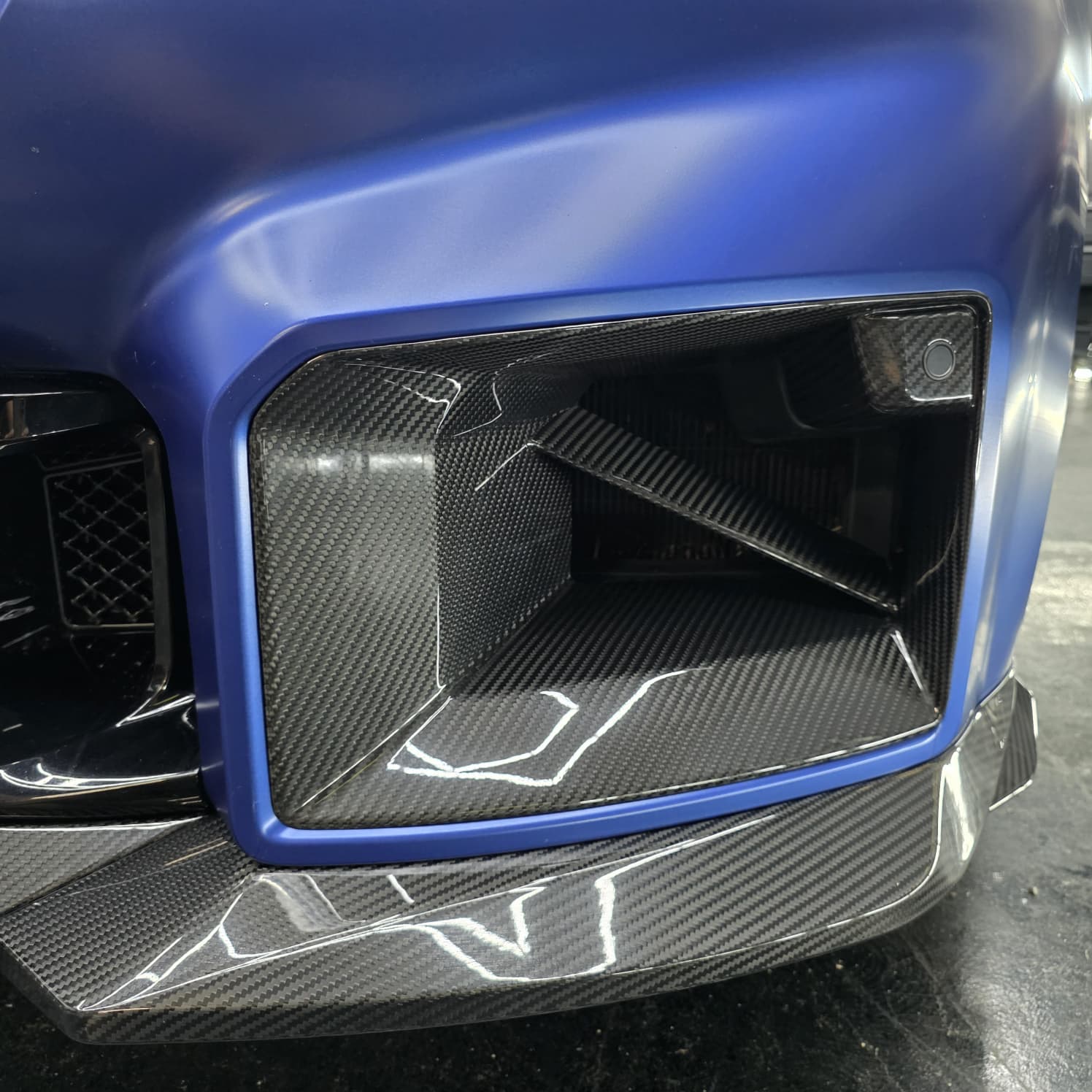MP Style Pre-Preg Carbon Fibre Front Induction Trims for BMW G87 M2 23-Present - Carbon Factory