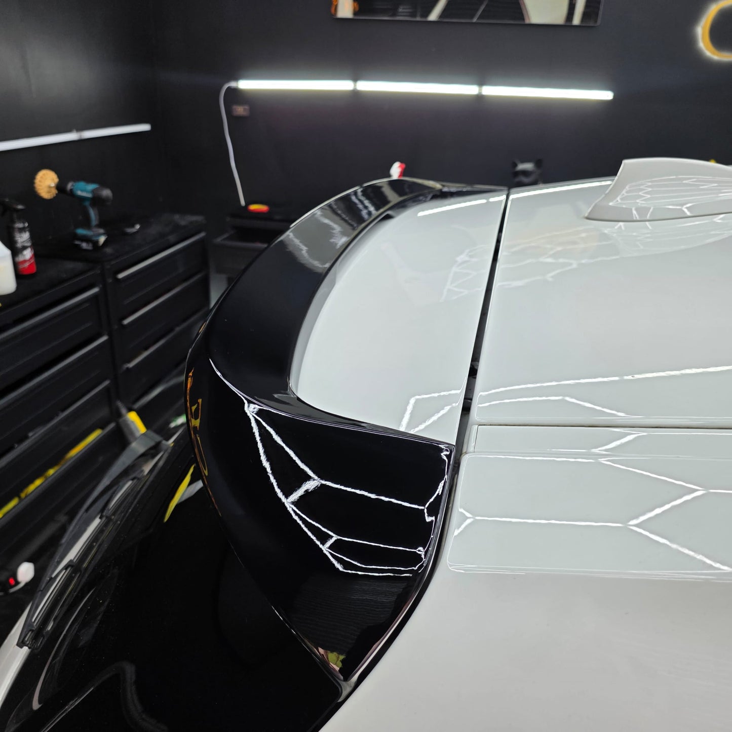 MP Style Gloss Black Roof Spoiler for BMW F20 F21 1 Series 11-19