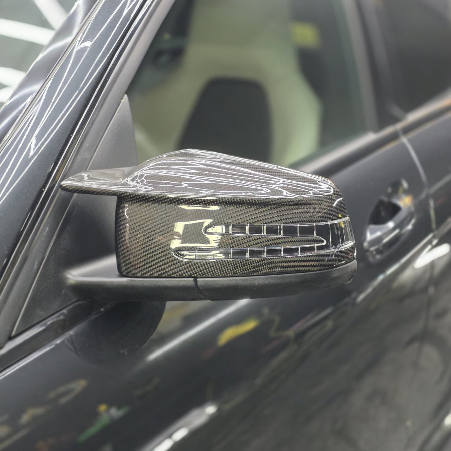 V Style Carbon Fibre Replacement Mirror Covers for Mercedes Benz Universal