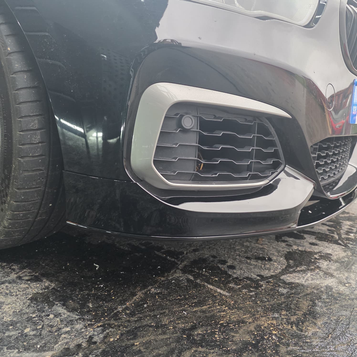 MP Style Gloss Black Front Splitter for BMW F20 F21 1 Series LCI 15-19 - Carbon Factory