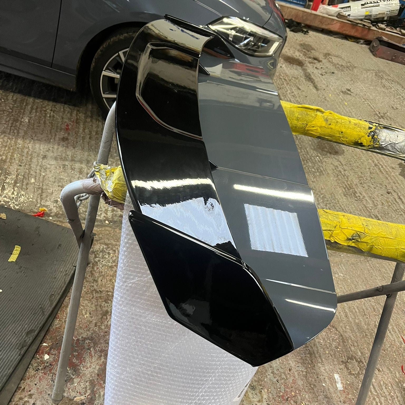 MP Style Gloss Black Roof Spoiler for BMW F40 1 Series 19-24 - Carbon Factory