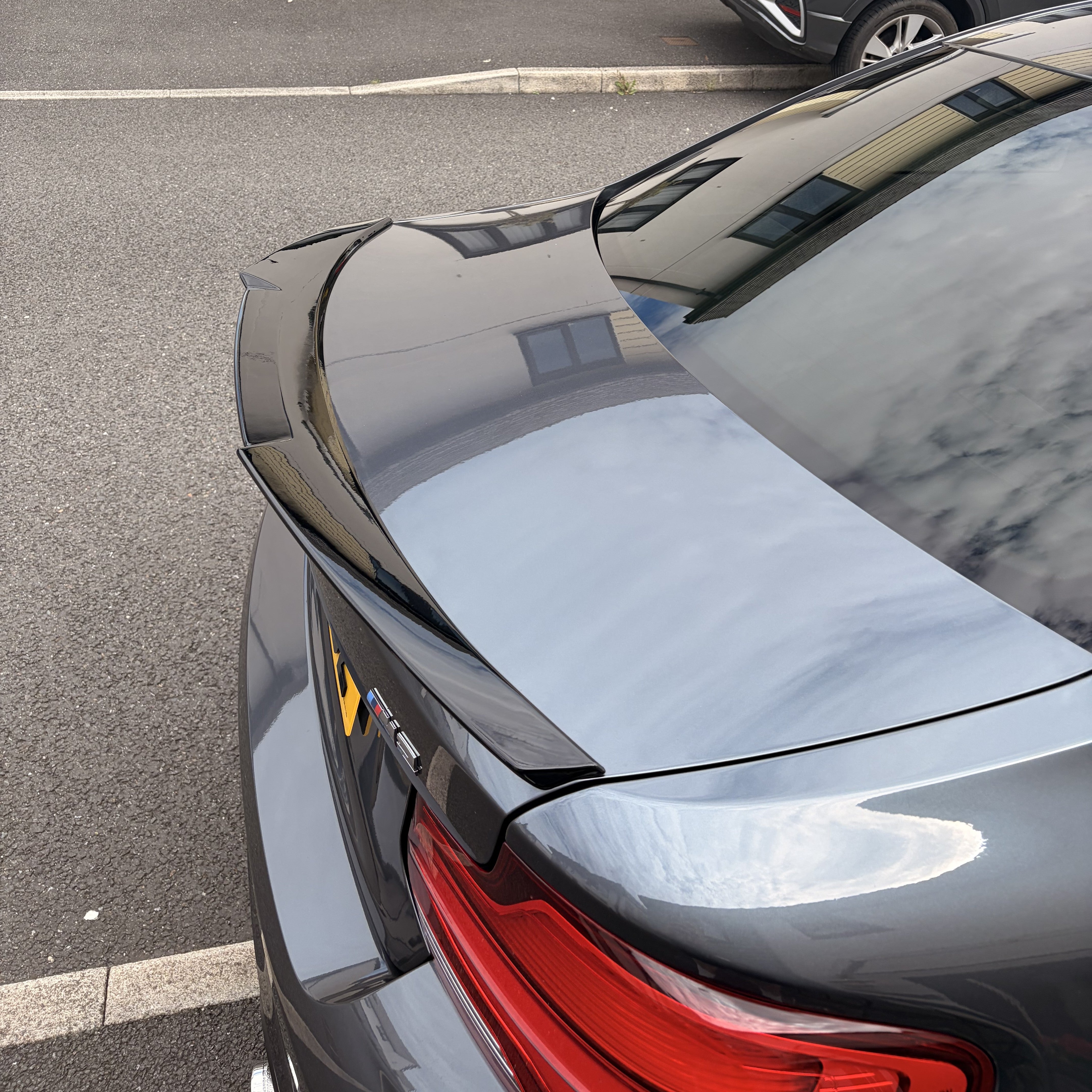 V Style Gloss Black Boot Spoiler for BMW F22 2 Series F87 M2 14-20