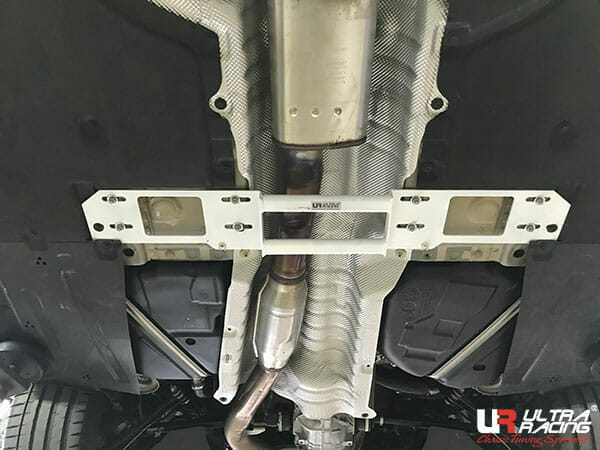 Ultra Racing 3-Point Fender Brace (UR-FD3-715P)