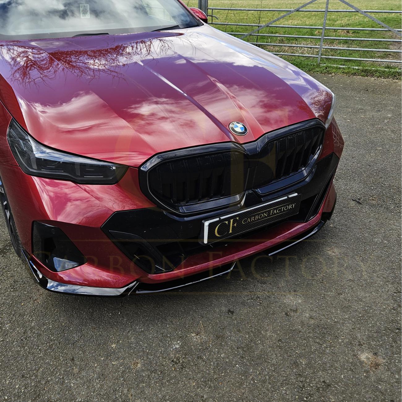 MP Style Gloss Black Front Splitter 4 Pieces for BMW G60 5 Series 24-Present-Carbon Factory