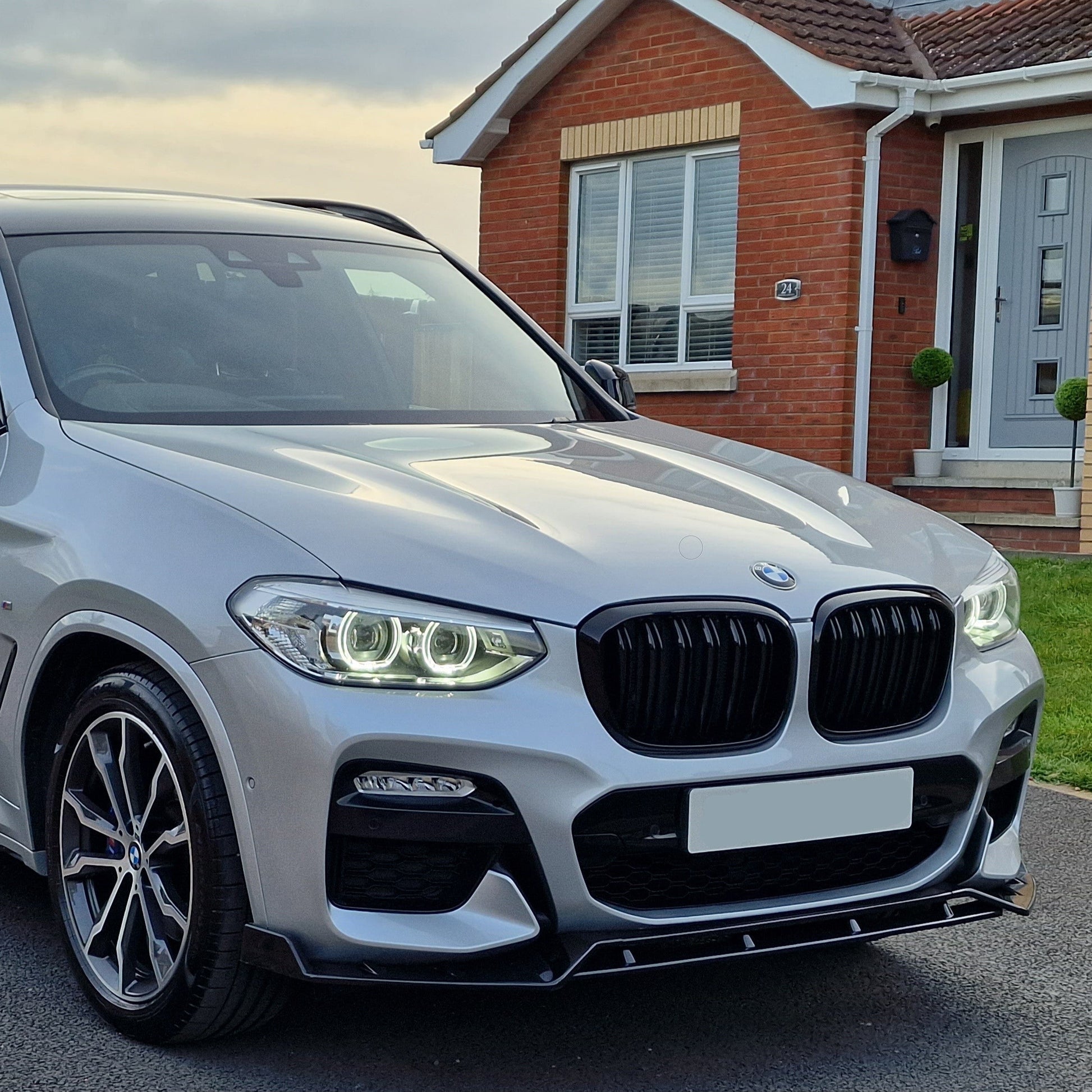 MP Style Gloss Black Front Splitter for BMW G01 X3 G02 X4 Pre-LCI 18-21-Carbon Factory