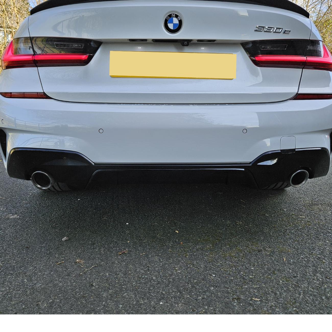 MP Style Gloss Black Rear Diffuser Dual Exhaust for BMW 3 Series G20 G21 19-22-Carbon Factory