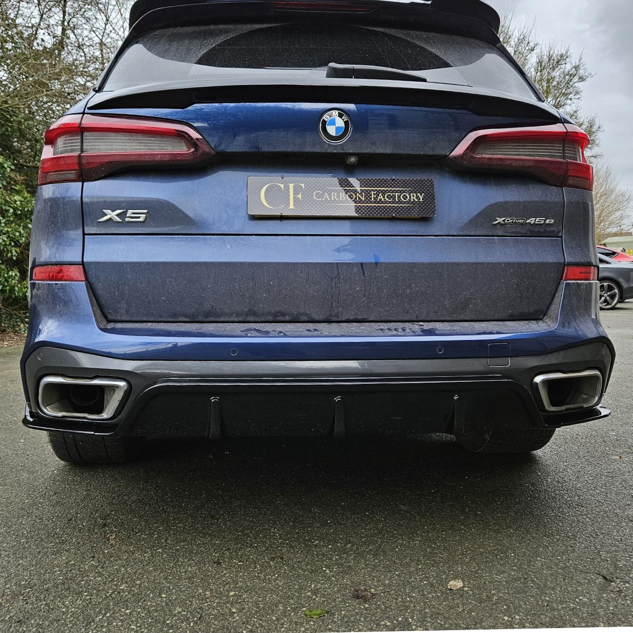 MP Style Gloss Black Rear Diffuser for BMW G05 X5 19-22-Carbon Factory