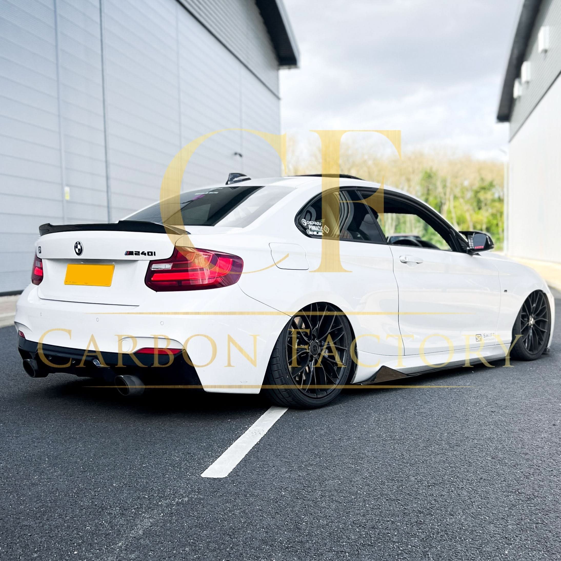 MTC Style Gloss Black Side Skirts for BMW F22 2 Series F87 M2 14-20 - Carbon Factory