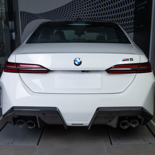 OEM Style Pre-Preg Carbon Fibre Rear Diffuser for BMW G90 G99 M5 2025-Present - Carbon Factory