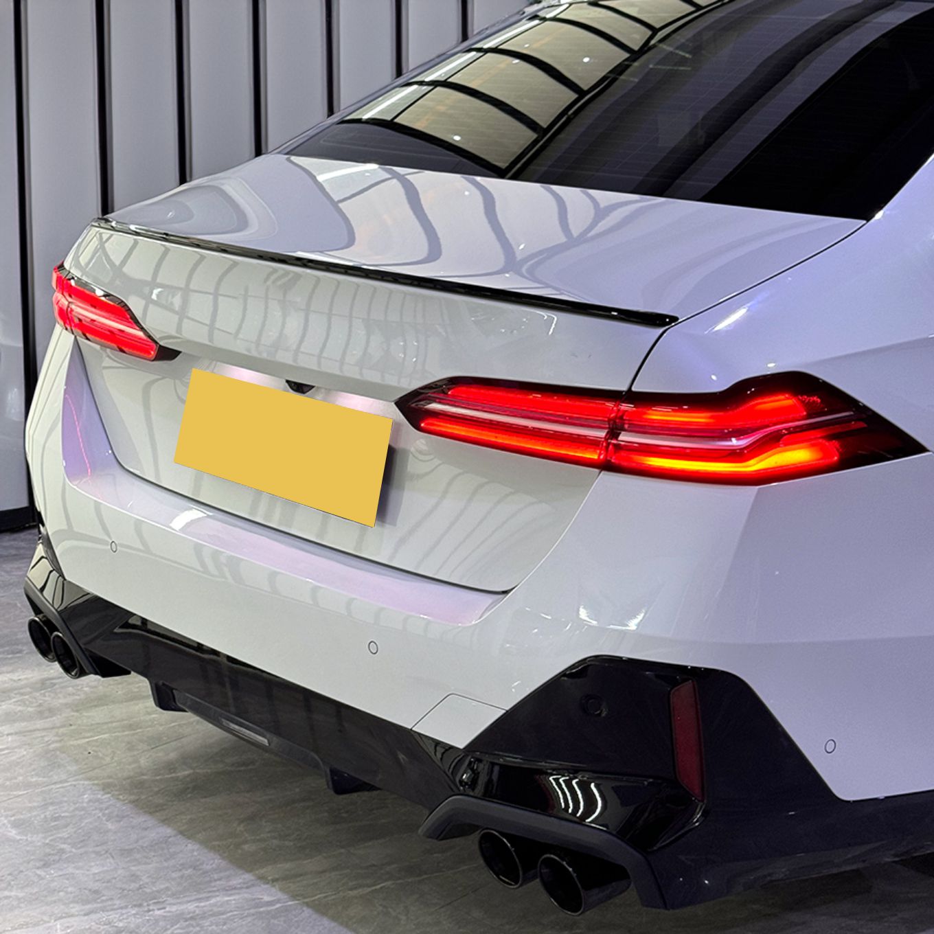 OEM Style Gloss Black Boot Spoiler for BMW G60 5 Series G90 M5 24-Present-Carbon Factory
