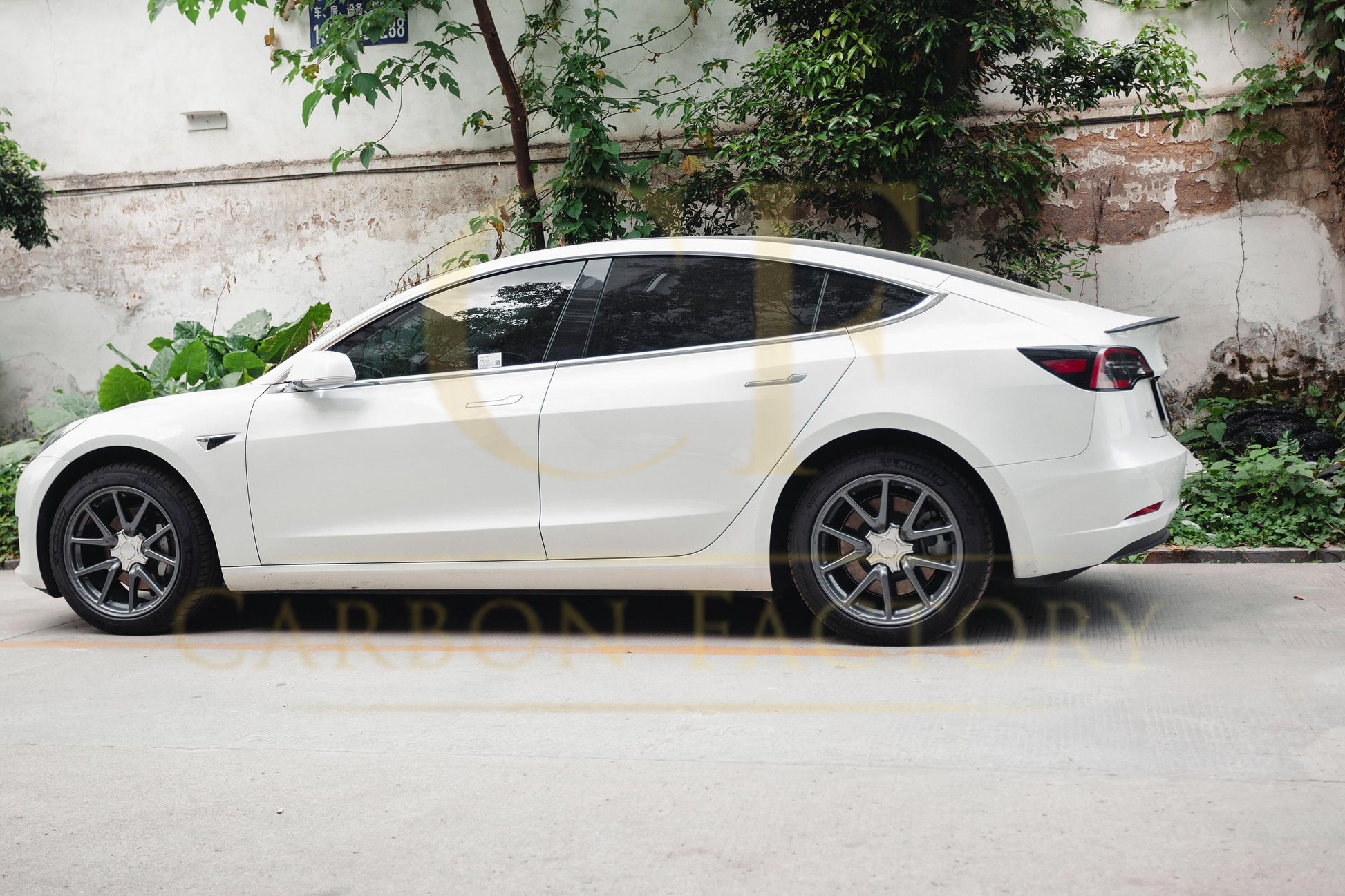 OEM Style Pre-Preg Matt Carbon Fibre Boot Spoiler for Tesla Model 3 16-23-Carbon Factory