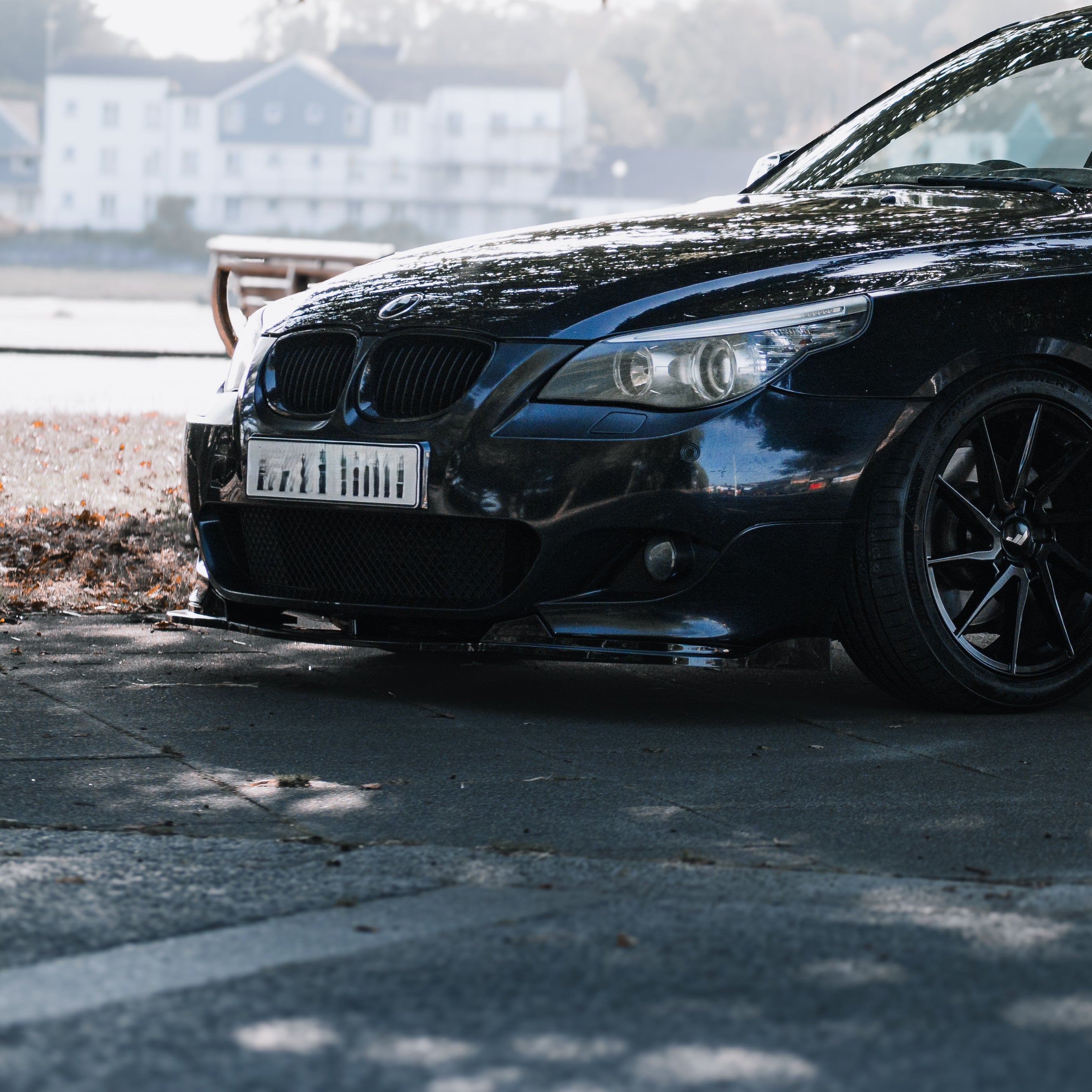 MP Style Gloss Black Front Splitter for BMW E60 E61 5 Series M Sport 05-10