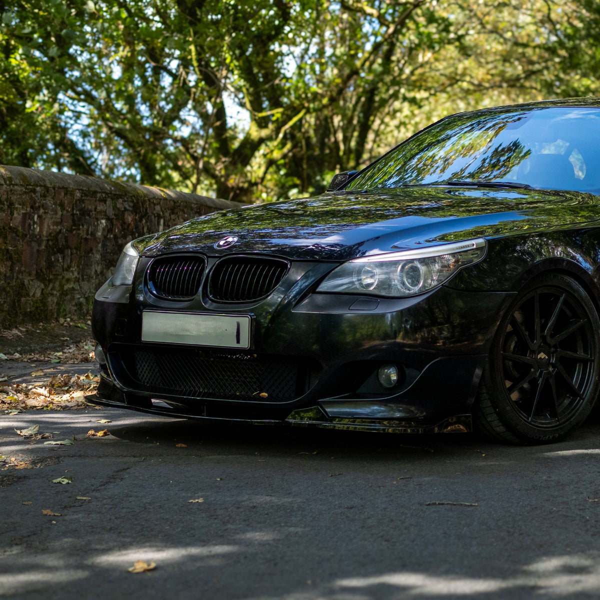 MP Style Gloss Black Front Splitter for BMW E60 E61 5 Series M Sport 05-10