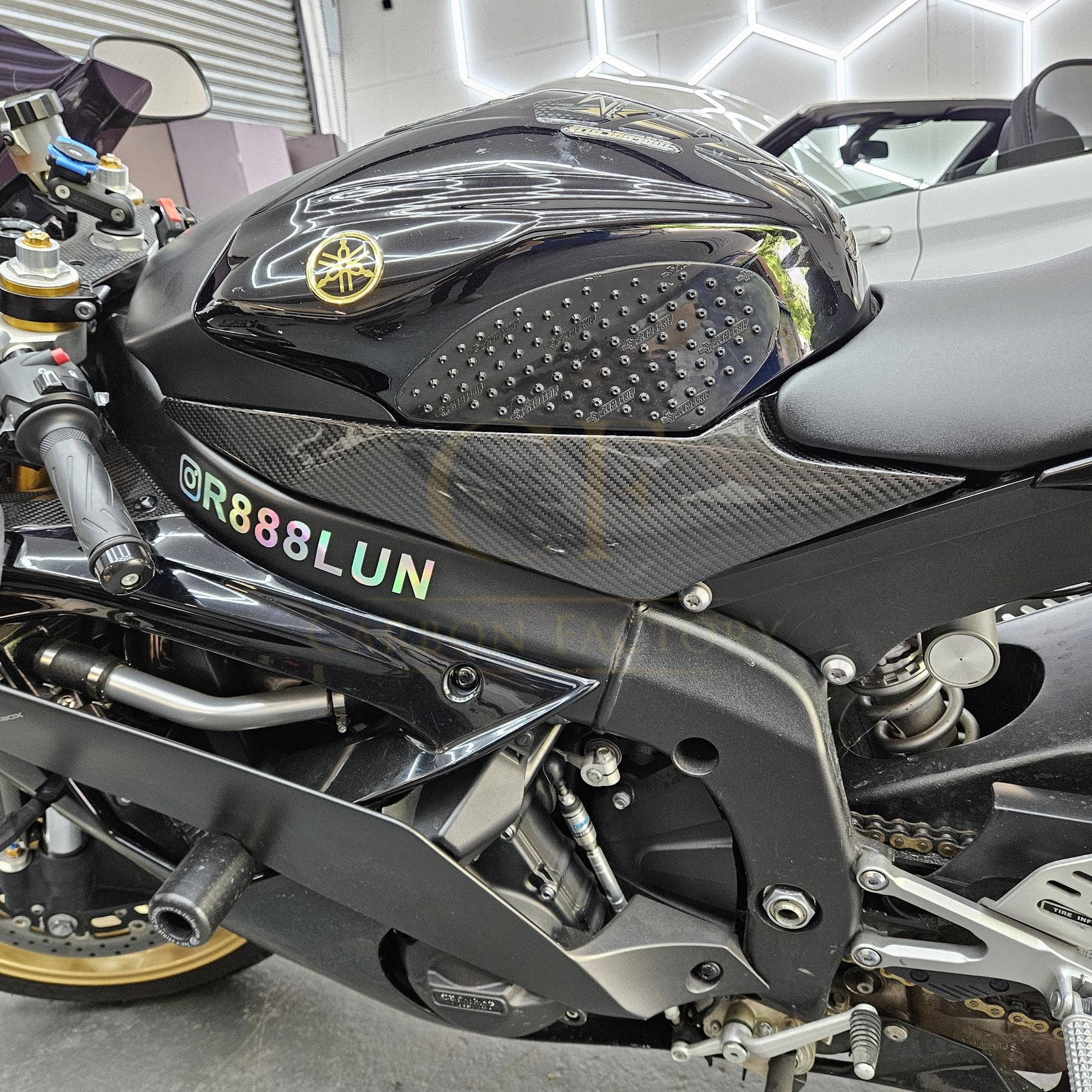 Pre-preg Carbon Fibre Side Panels for Yamaha R6 2008-2015-Carbon Factory