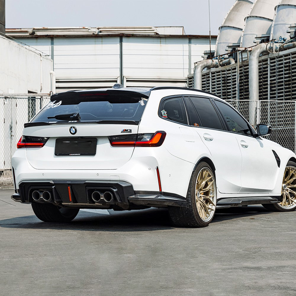 SQB LED Style 3 Pieces Pre-Preg Carbon Fibre Rear Diffuser for BMW G80 G81 M3 G82 G83 M4 21-Present - Carbon Factory