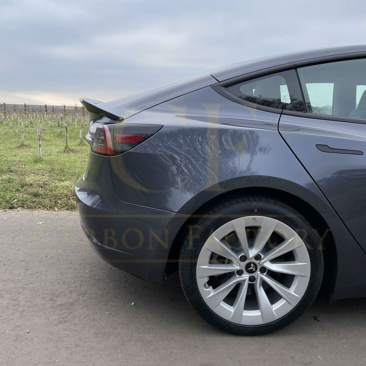 V Style Carbon Fibre Boot Spoiler for Tesla Model 3 16-23 - Carbon Factory