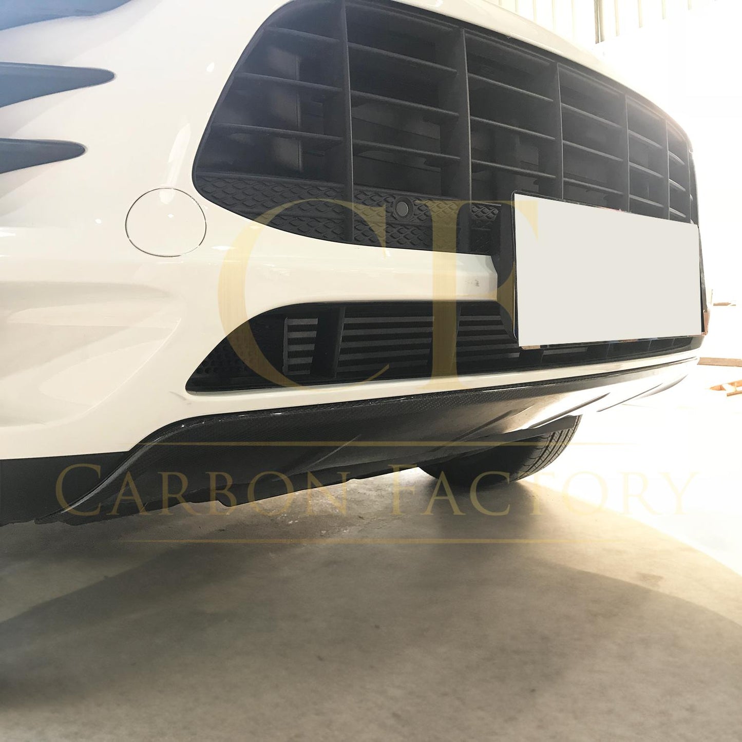 V Style Carbon Fibre Front Splitter for Porsche Macan 14-17-Carbon Factory