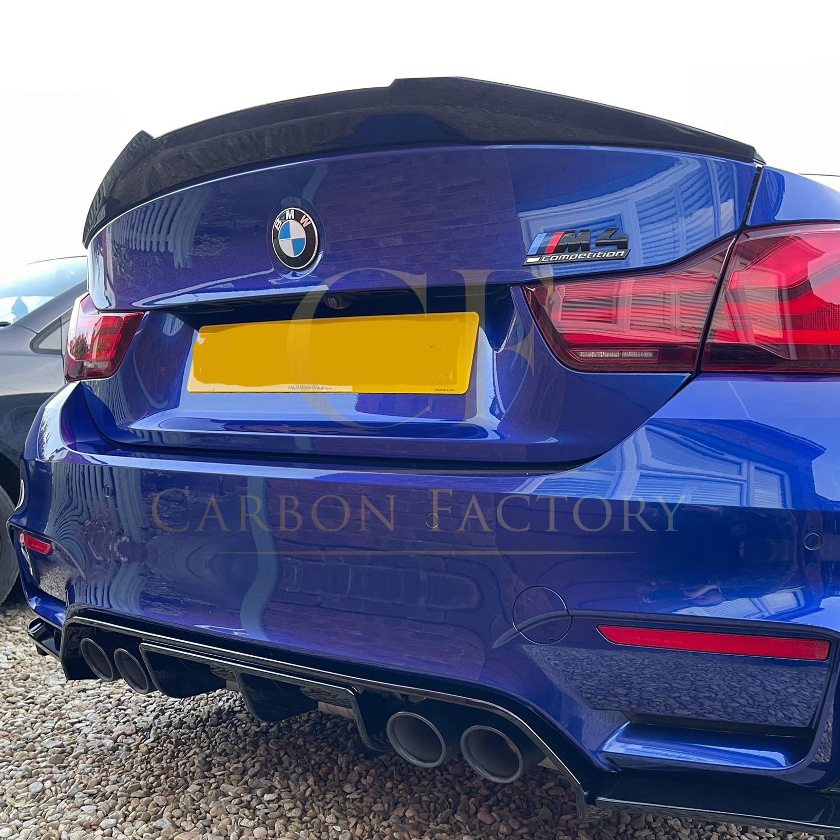 V Style Gloss Black Boot Spoiler for BMW F82 M4 Coupe 14-20-Carbon Factory