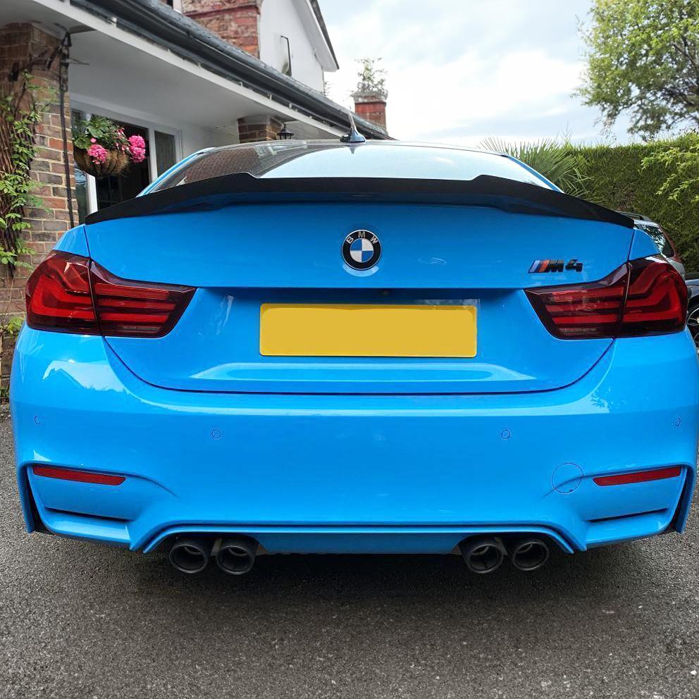 V Style Gloss Black Boot Spoiler for BMW F82 M4 Coupe 14-20-Carbon Factory