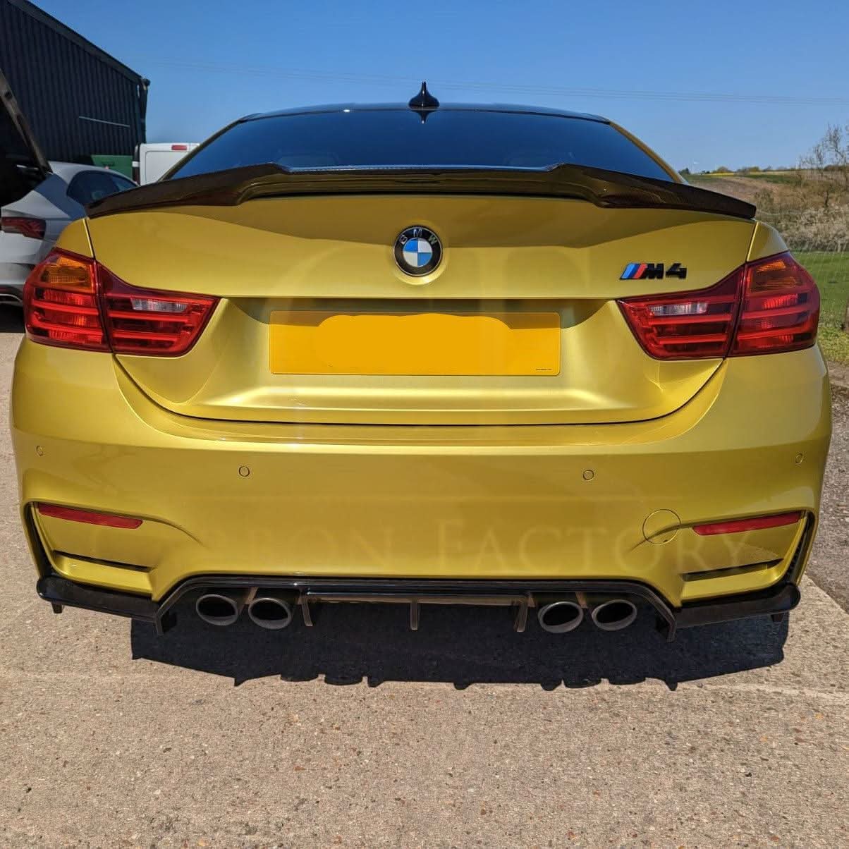 V Style Gloss Black Rear Diffuser for BMW F80 M3 F82 F83 M4 14-20 - Carbon Factory