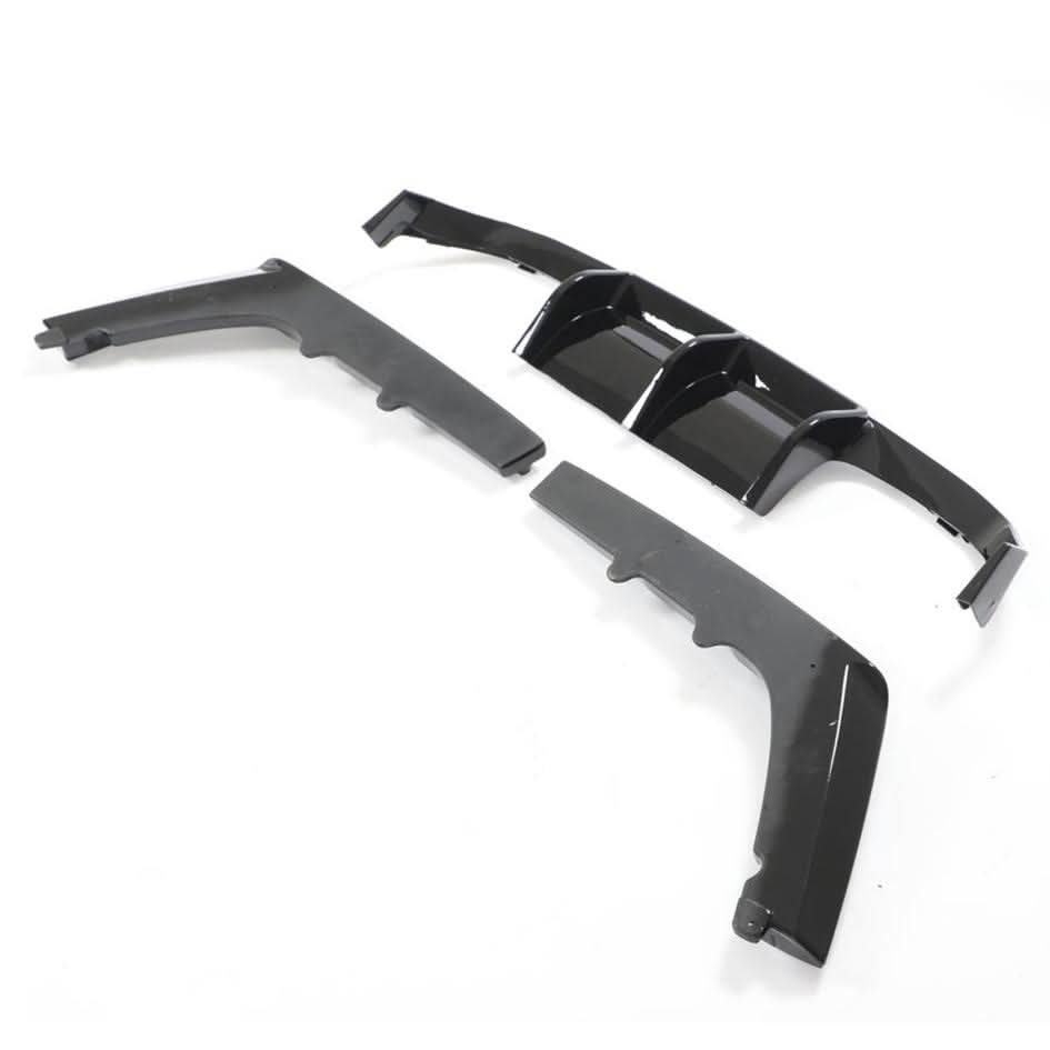 V Style Gloss Black Rear Diffuser for BMW F80 M3 F82 F83 M4 14-20 - Carbon Factory