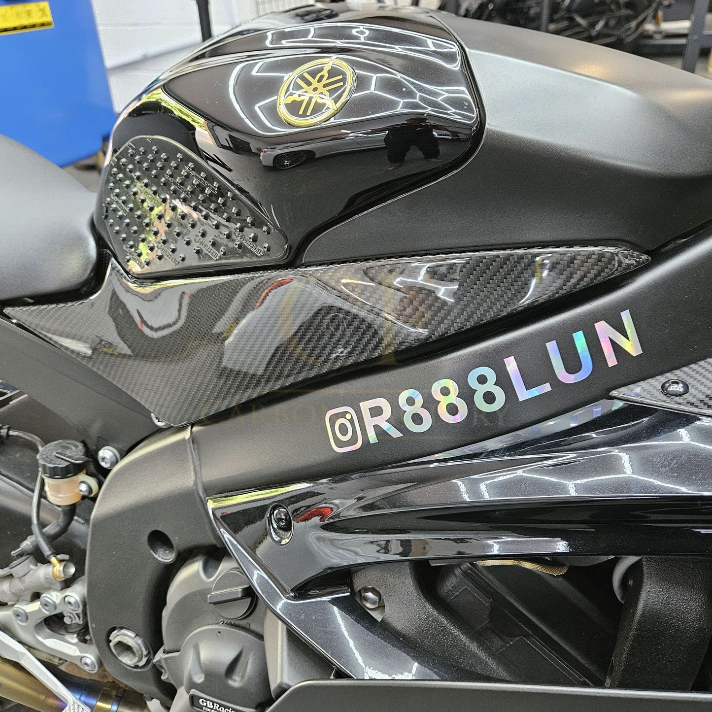 Pre-preg Carbon Fibre Side Panels for Yamaha R6 2008-2015 - Carbon Factory