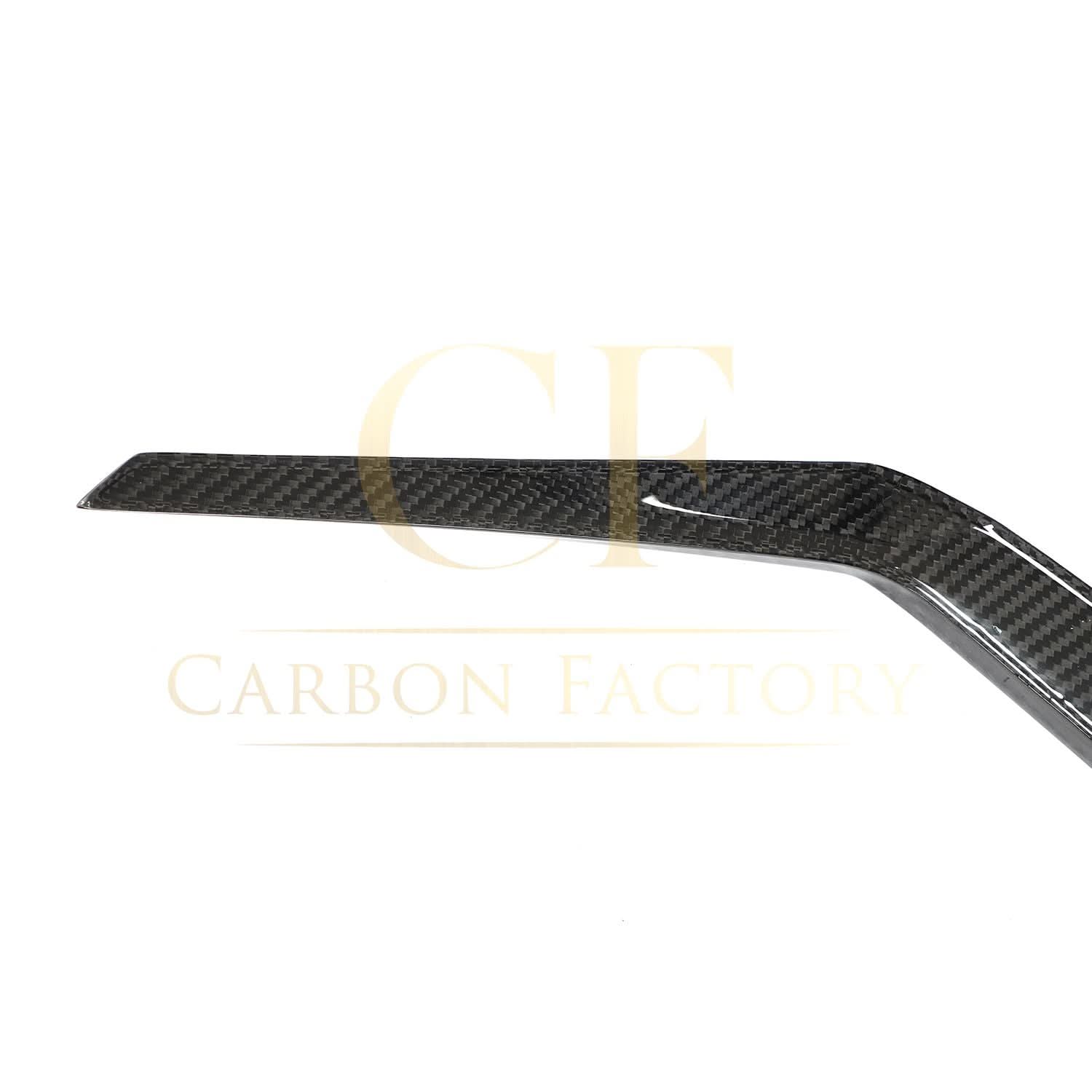 Pre-Preg Carbon Fibre Rear Bumper Trims for Lamborghini Urus 18-21 - Carbon Factory
