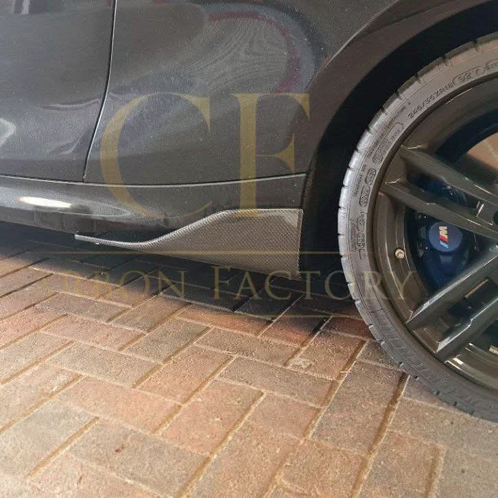 Carbon fibre side skirt for BMW F22 2 Series and F87 M2, designed for sporty enhancement and aerodynamic style.