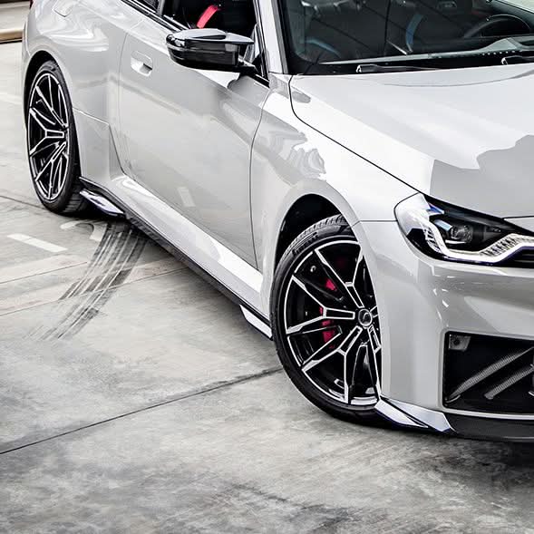 SQ Style Pre-Preg Carbon Fibre Side Skirts for BMW G87 M2 23-Present - Carbon Factory