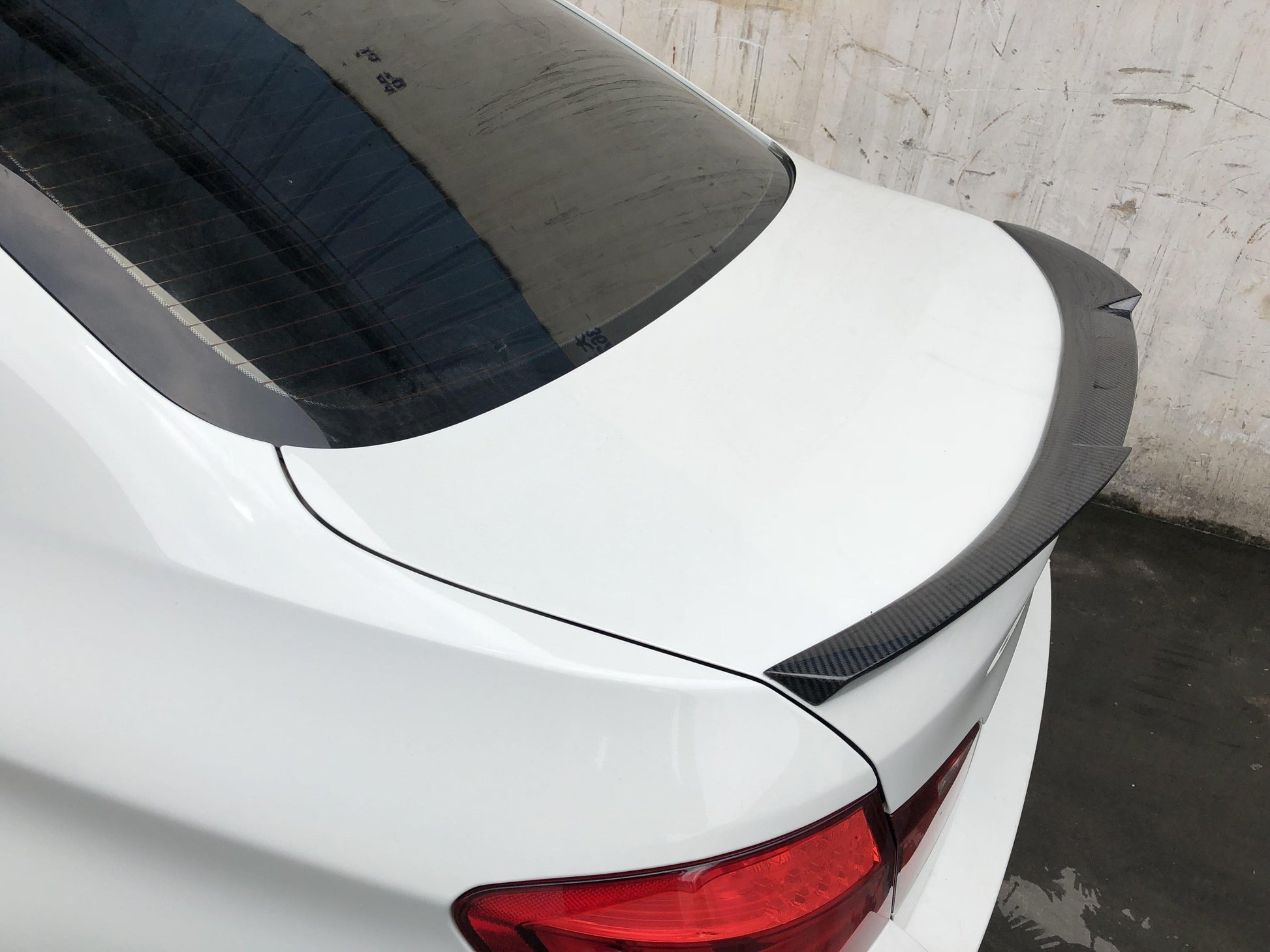 V Style Carbon Fibre Boot Spoiler for BMW 5 Series F10 inc M5 10-17 - Carbon Factory