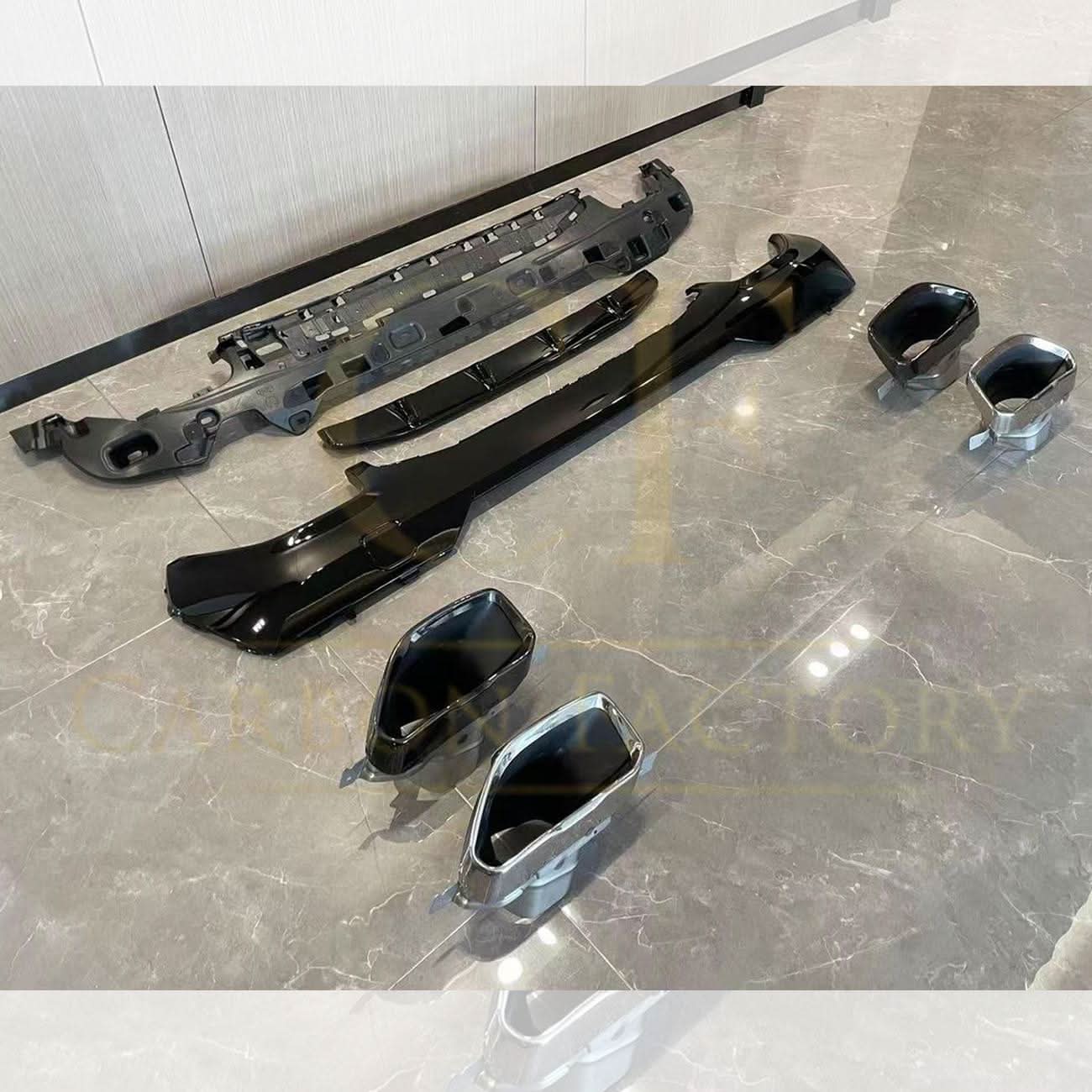 440 Style Gloss Black Rear Diffuser with Exhaust Tips for BMW 4 Series G22 20-Present - Carbon Factory