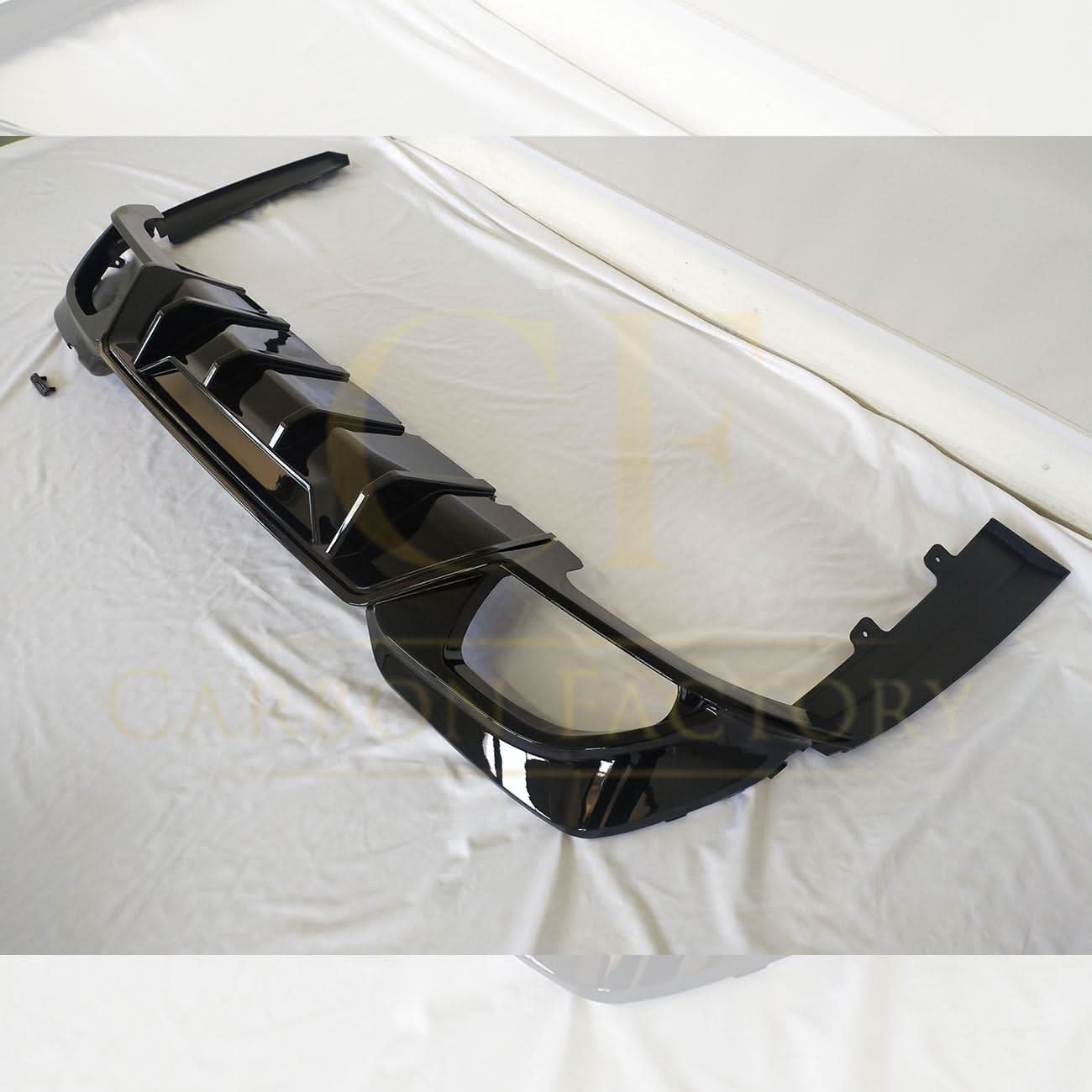 CM Style Gloss Black Rear Diffuser Quad Exhaust for BMW 3 Series G20 G21 Pre-LCI 19-22 - Carbon Factory
