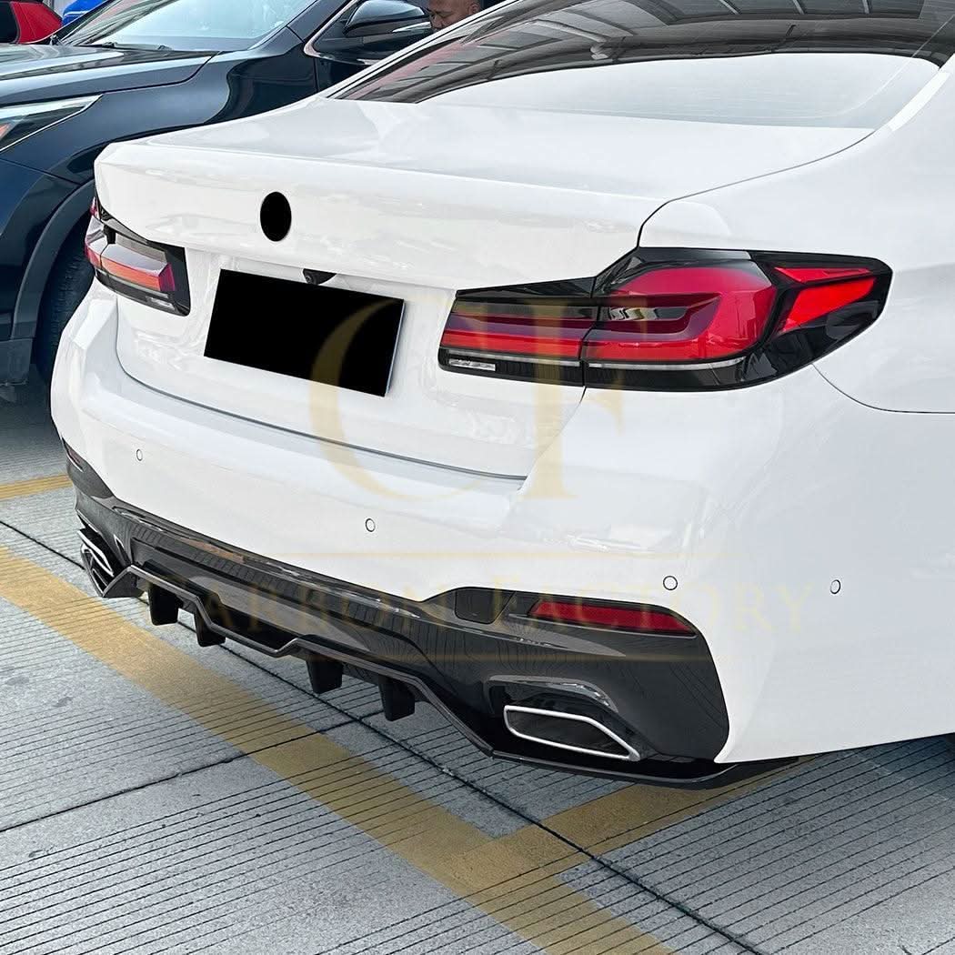 Gloss Black Rear Bumper Extension for BMW G30 G31 5 Series LCI M Sport 22-24 - Carbon Factory