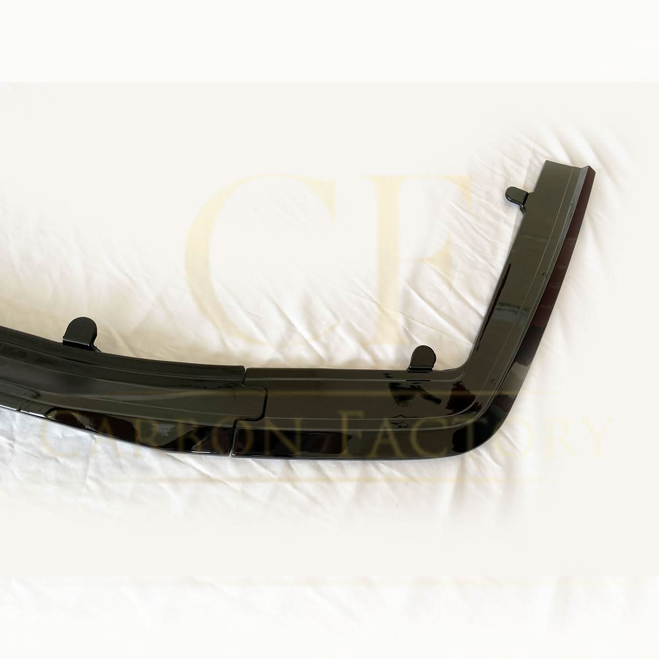 V Style Gloss Black Rear Diffuser for BMW G12 7 Series LCI 20-23 - Carbon Factory