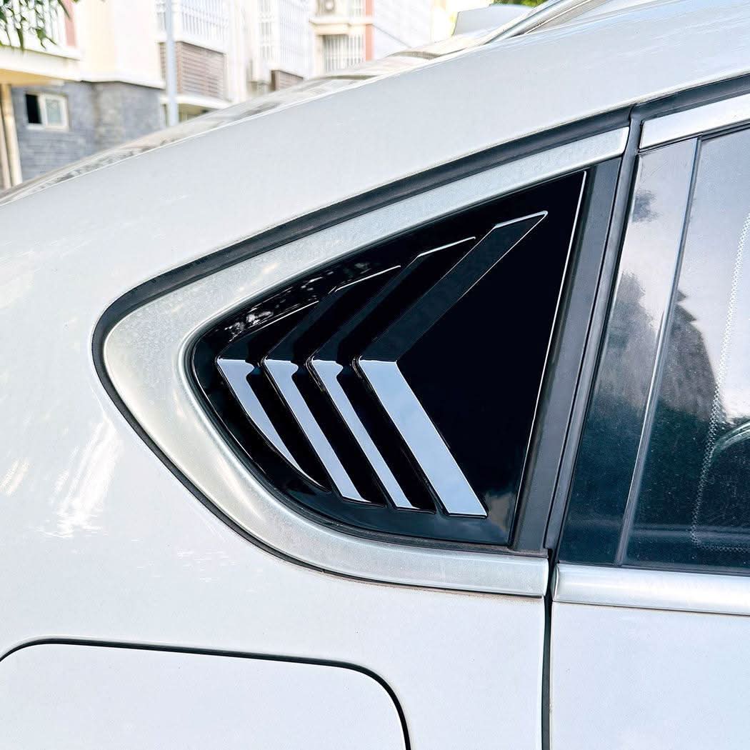 Gloss Black Window Louver Vent for BMW F26 X4 14-18 - Carbon Factory