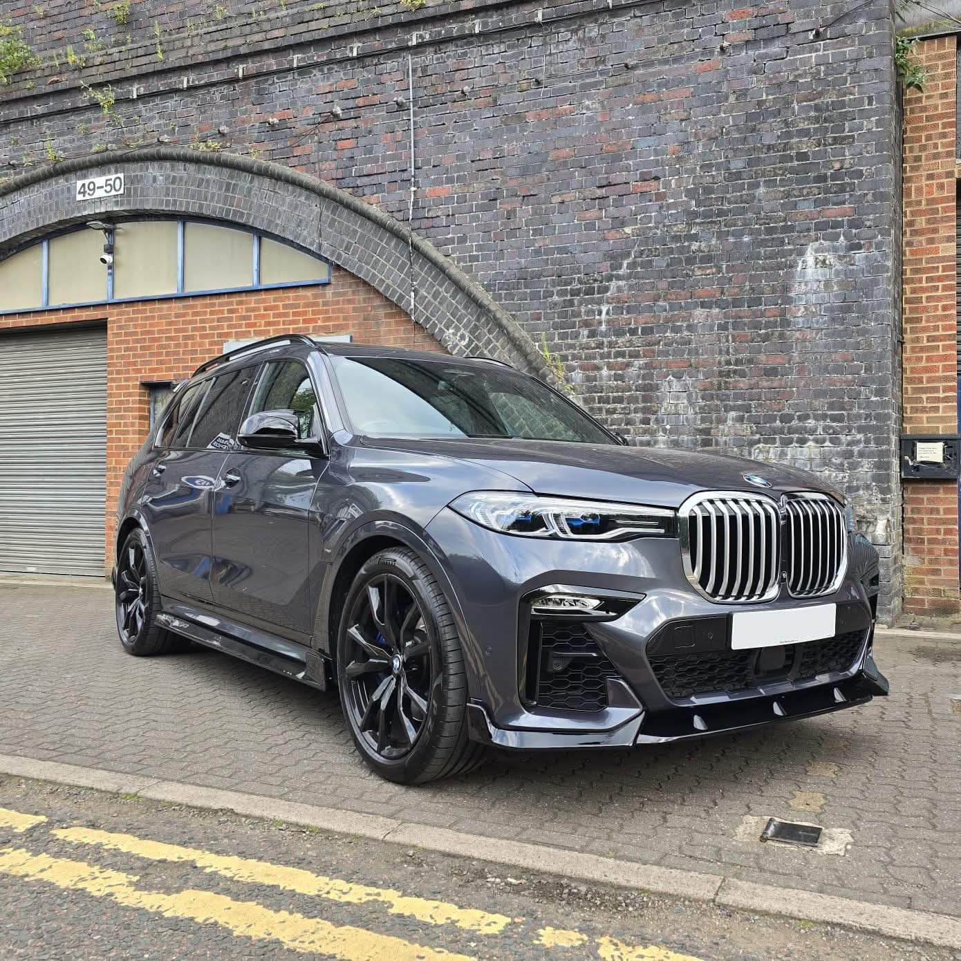 Gloss Black Kit Style A for BMW G07 X7 19-22 - Carbon Factory
