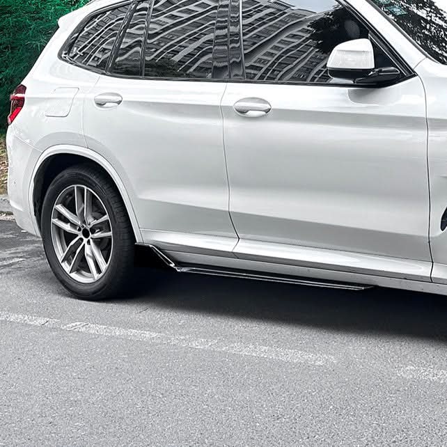 V Style Gloss Black Side Skirts for BMW G01 X3 G02 X4 18-24 - Carbon Factory