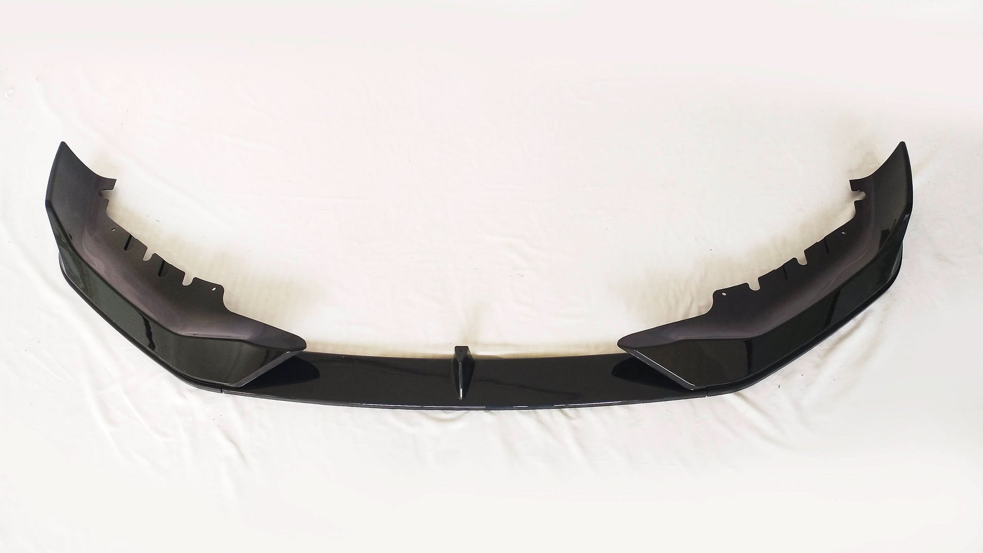 AC Style Gloss Black Front Splitter for BMW G30 G31 5 Series LCI 21-24 - Carbon Factory