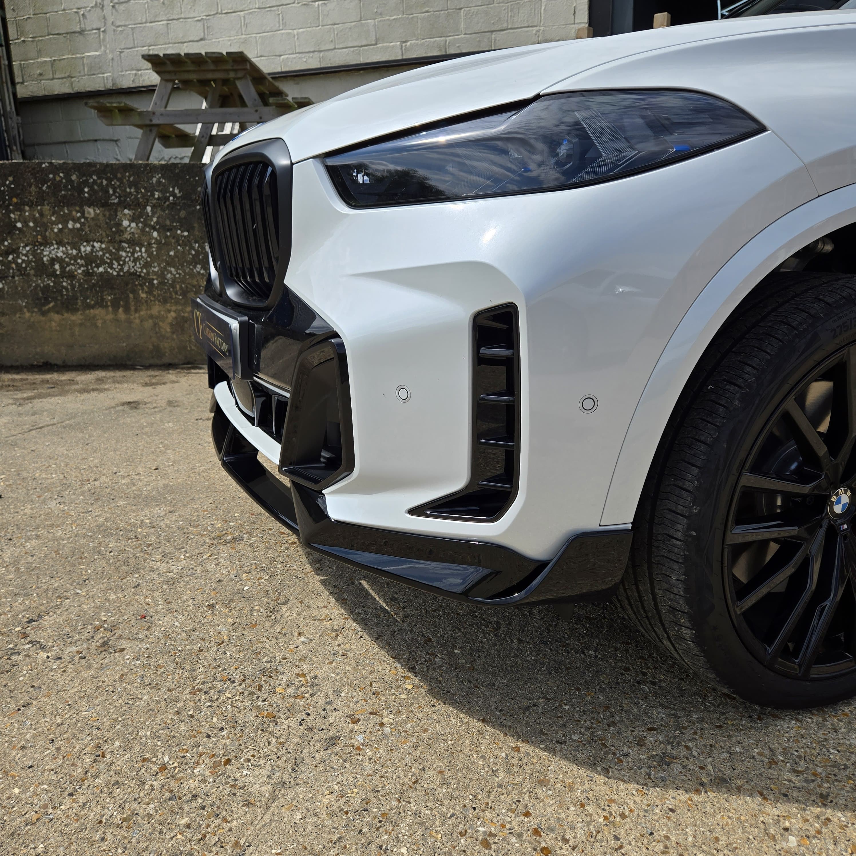Gloss Black Body Kit 1 Splitter for BMW G05 LCI X5 23-Present - Carbon Factory