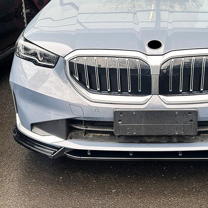 MP Style Gloss Black Front Splitter for BMW G60 G61 5 Series Standard model 24-Present - Carbon Factory