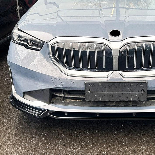MP Style Gloss Black Front Splitter for BMW G60 G61 5 Series Standard model 24-Present - Carbon Factory