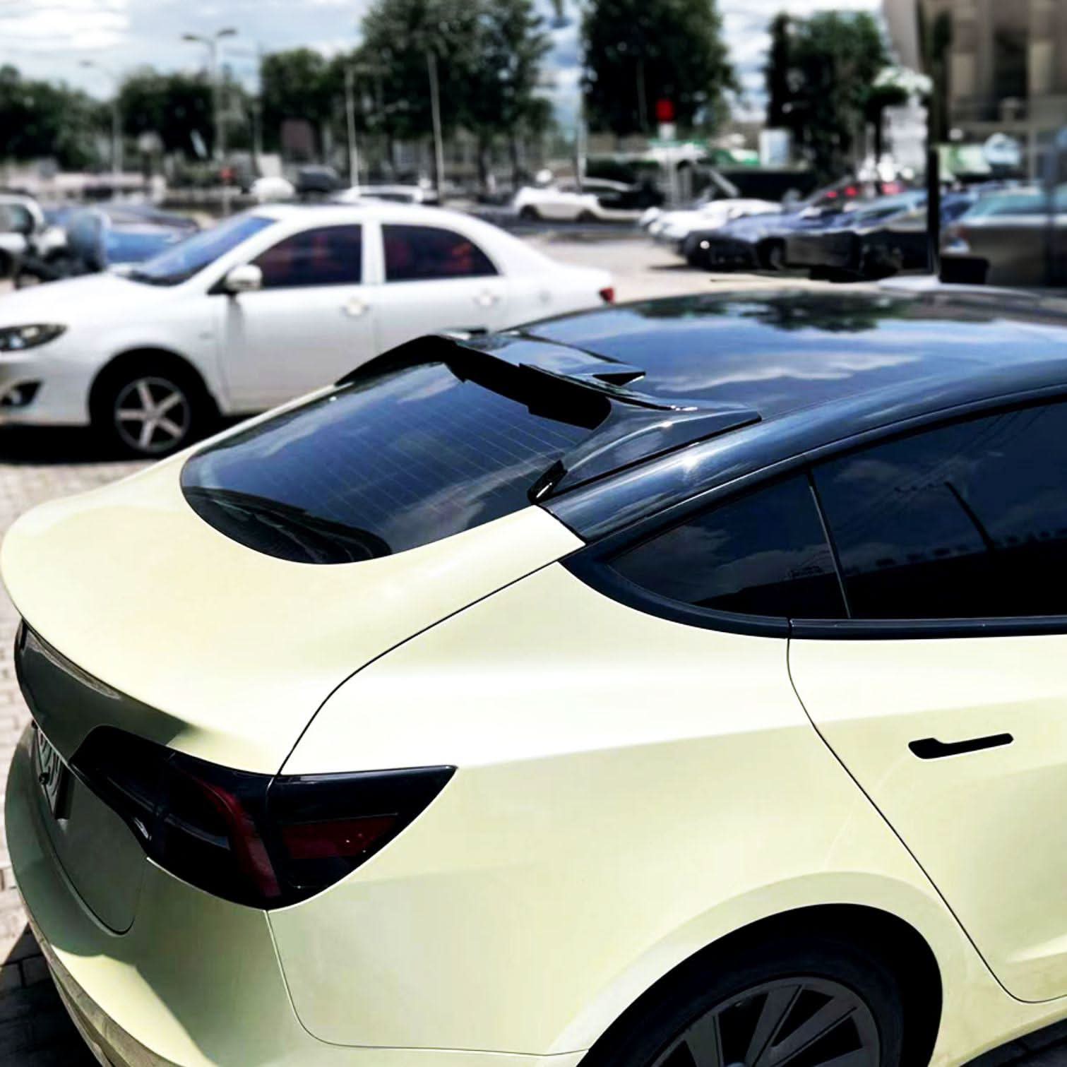 DK Style Gloss Black Roof Spoiler for Tesla Model 3 19-23 - Carbon Factory
