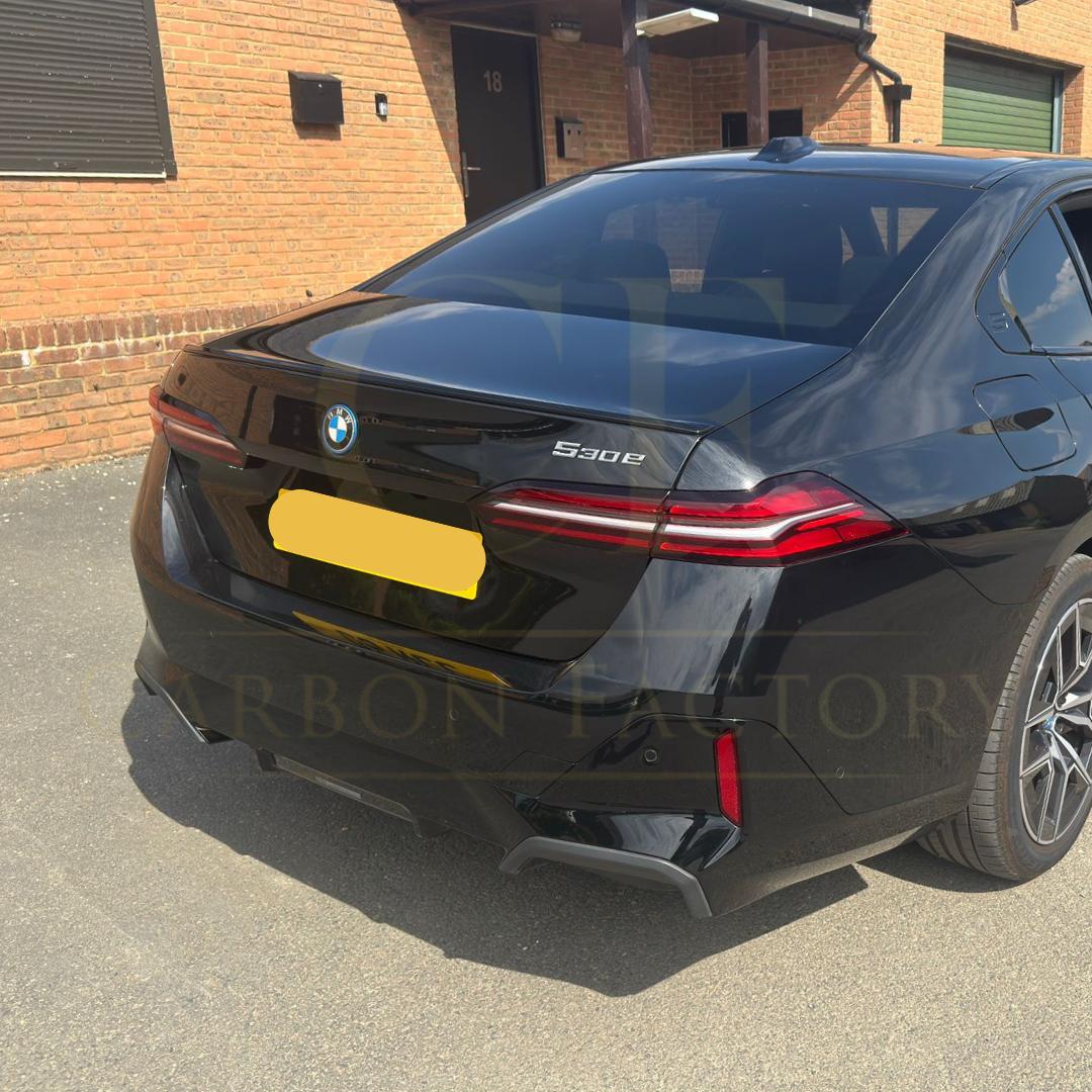 OEM Style Gloss Black Boot Spoiler for BMW G60 5 Series G90 M5 24-Present - Carbon Factory
