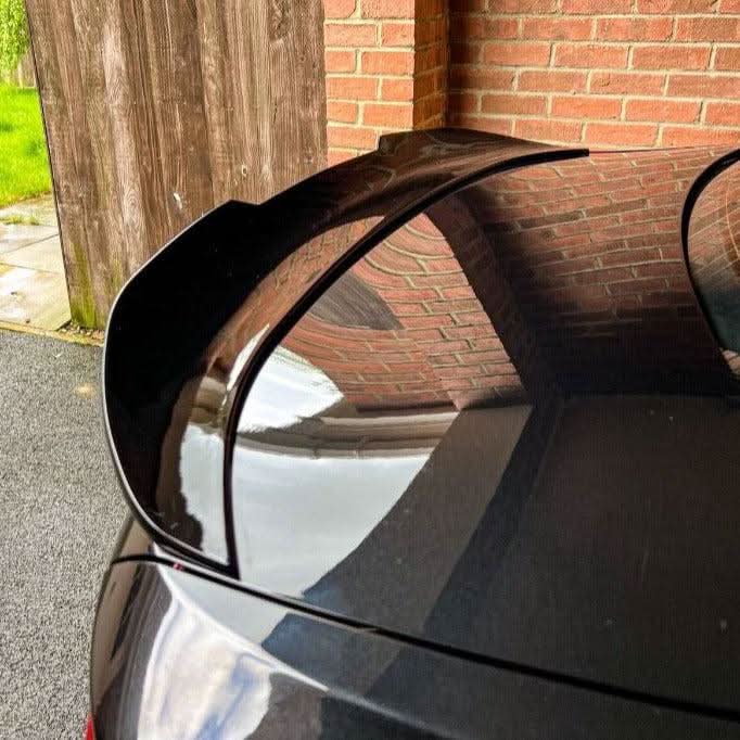 Gloss black PSM style boot spoiler for BMW F22 2 Series and F87 M2, enhancing sporty rear look.
