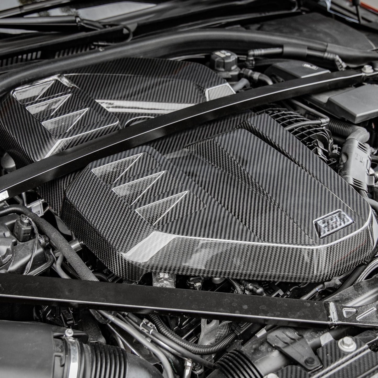 OEM Style Pre-Preg Carbon Fibre Engine Cover for BMW G87 M2 G8X M3 M4 21-Present - Carbon Factory