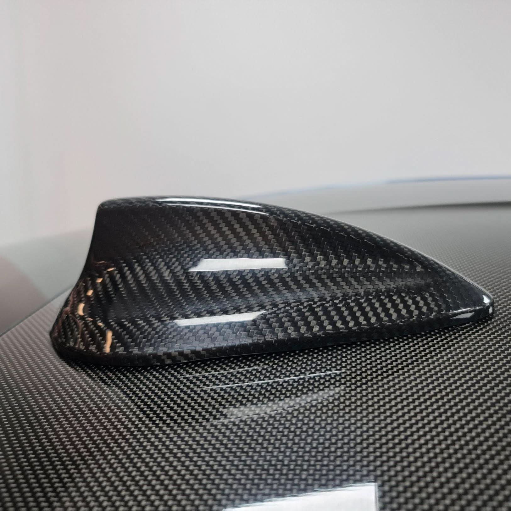 Pre-Preg Carbon Fibre Shark Fin Antenna Cover for BMW G30 G31 5 Series F90 M5 17-23 - Carbon Factory